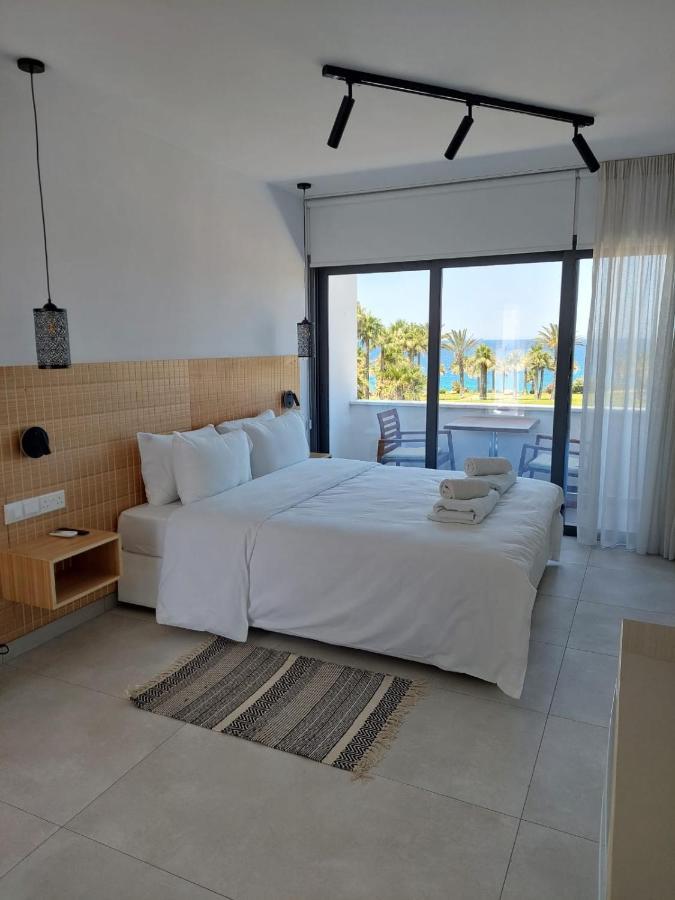Terrazza Suites Paphos Extérieur photo