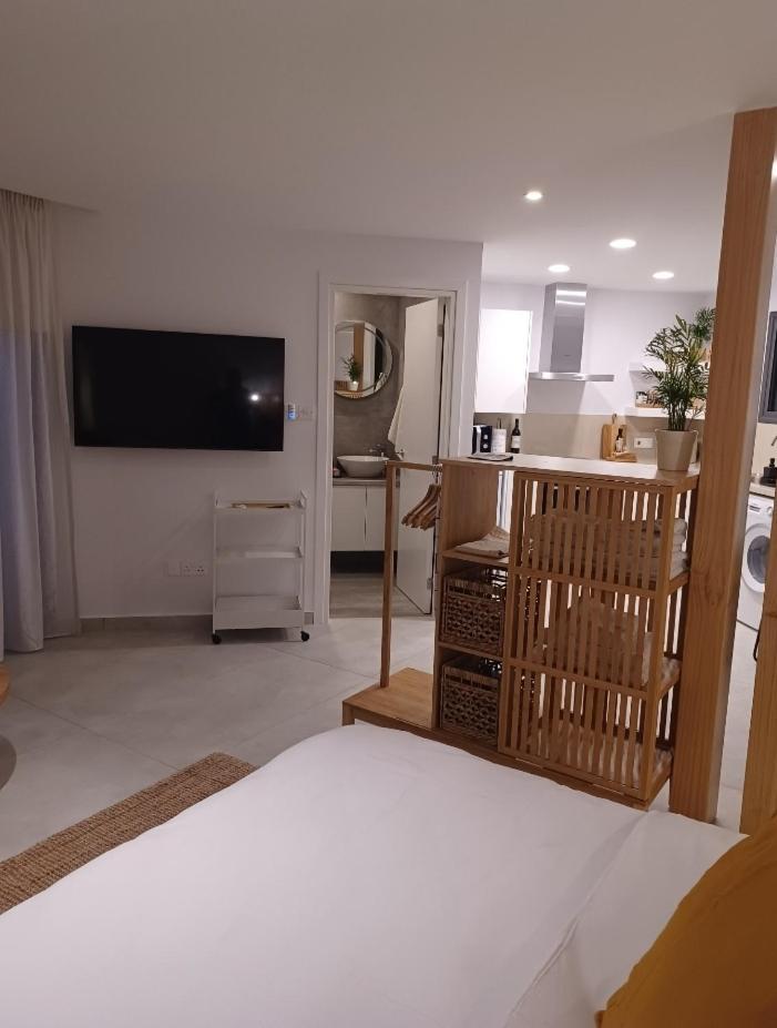Terrazza Suites Paphos Extérieur photo