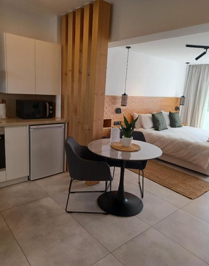 Terrazza Suites Paphos Extérieur photo